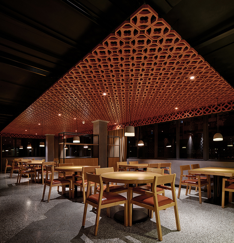 SMT Restaurant (Hangzhou, China)